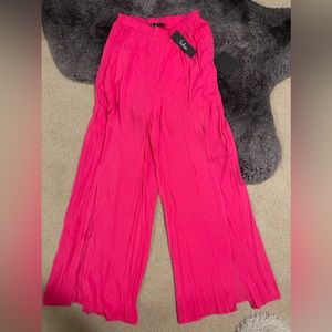 LuLu’s hot pink slit party pant